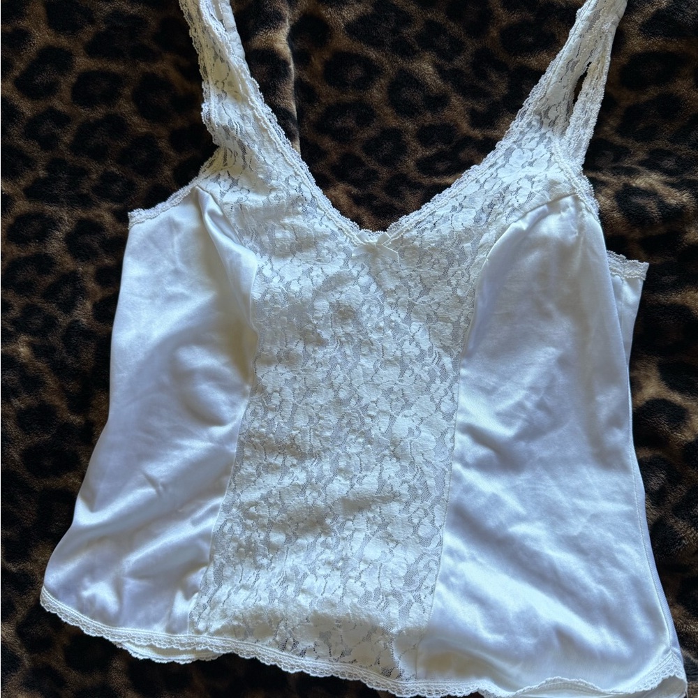 Warner's White Camisole with Lace Detail